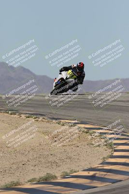 media/Oct-04-2025-CVMA (Sat) [[408bcdd6e4]]/Race 5-Amateur Formula Middleweight/